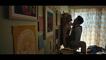 Actress - Elle Fanning: Movie - Margo's Got Money Troubles